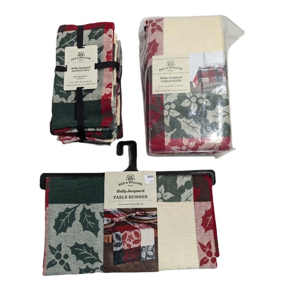 Bee & Willow Home Tablecloth Set 60 x 102 Napkins Runner Holly Theme NWT - Picture 2 of 4